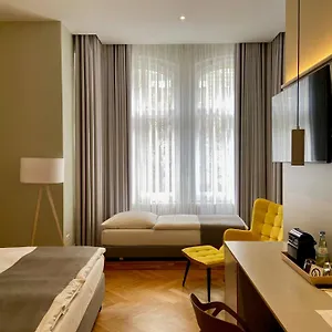 https://hotel-38.find-berlin-hotels.com